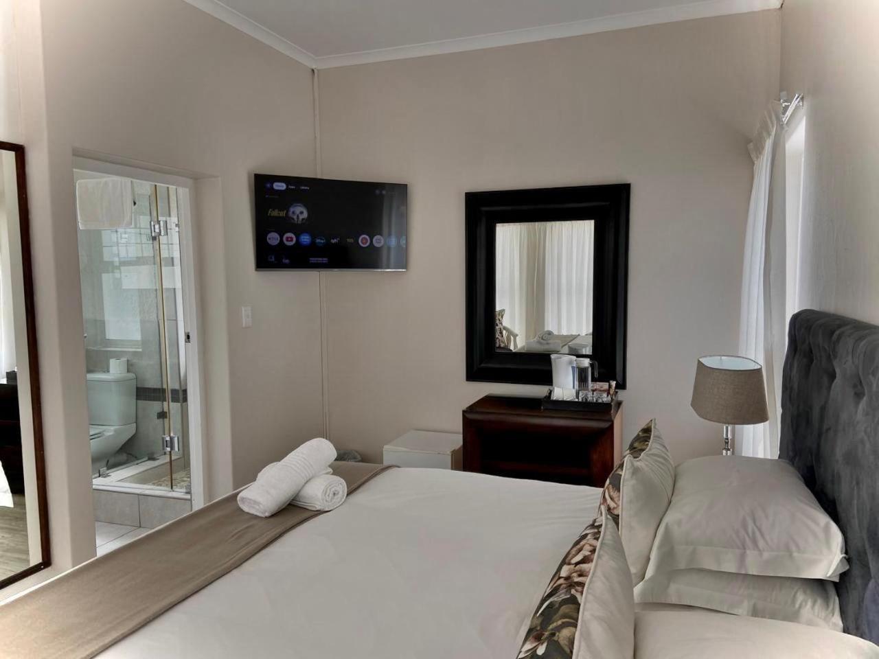 A Villa De Mer Guesthouse Порт Алфред Екстериор снимка