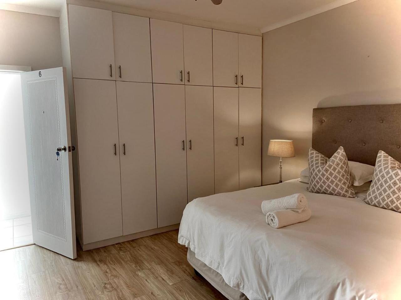 A Villa De Mer Guesthouse Порт Алфред Екстериор снимка