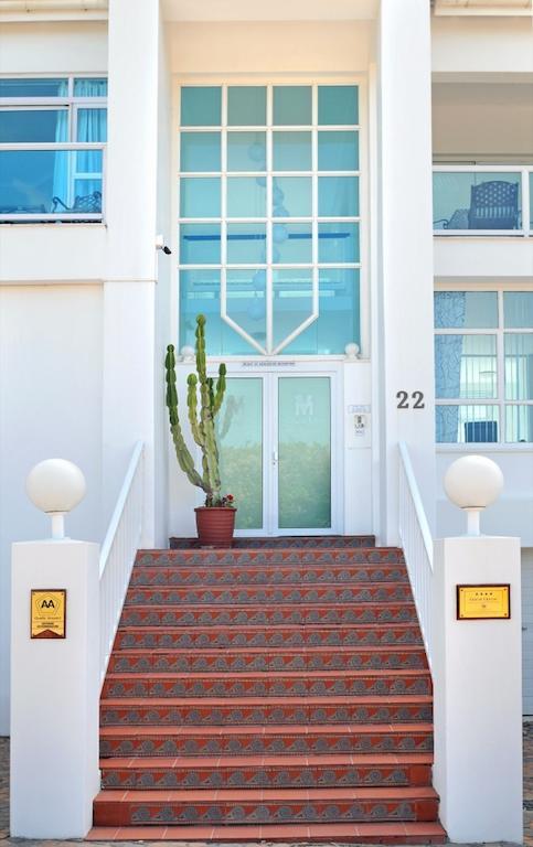 A Villa De Mer Guesthouse Порт Алфред Екстериор снимка